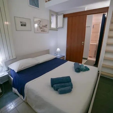 16 Apartment