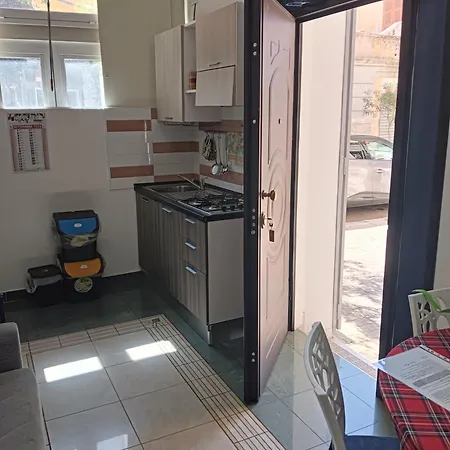 16 Apartament *
